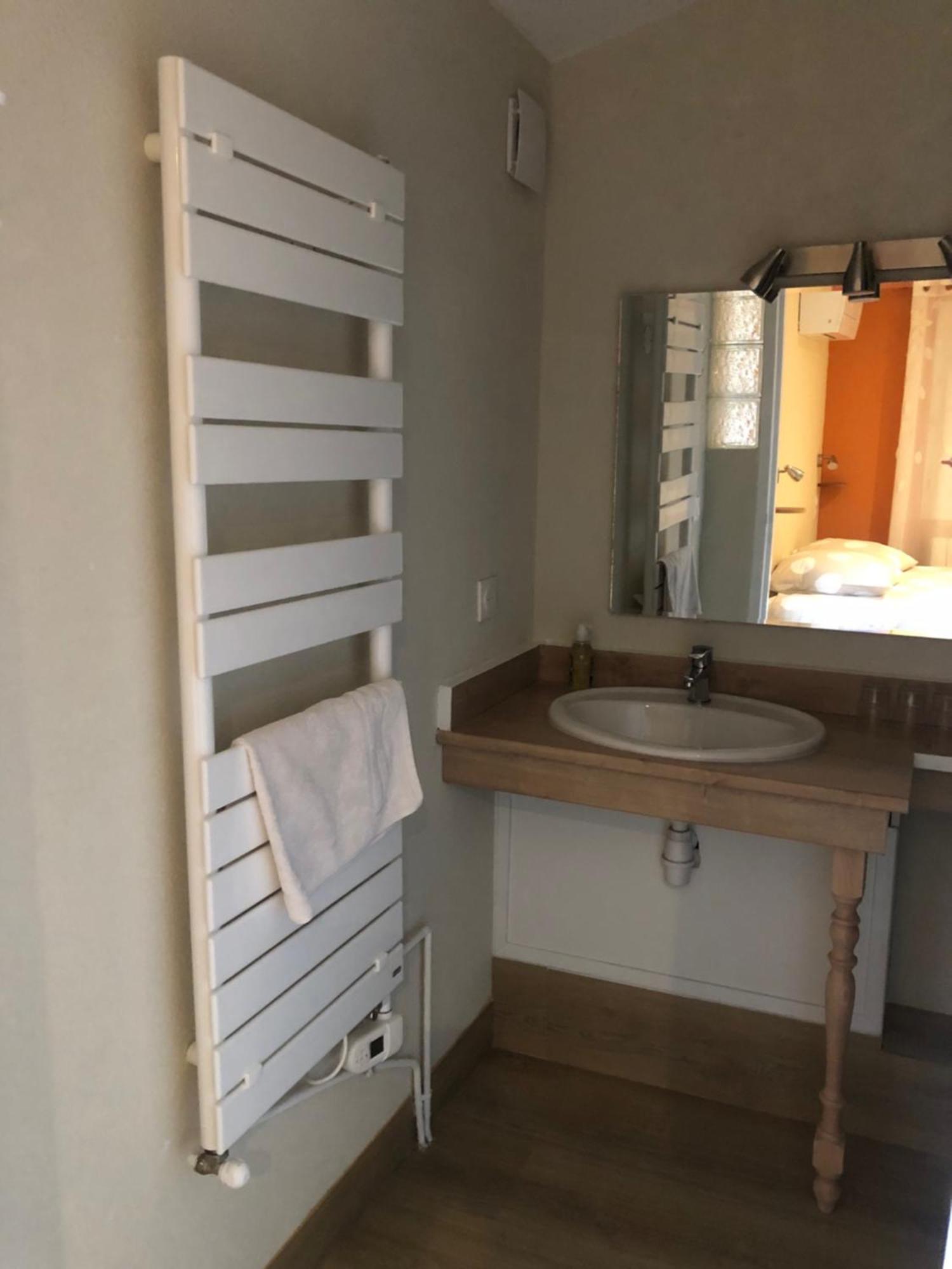 Auberge De La Vallee Saint-Jean-de-Buèges 外观 照片